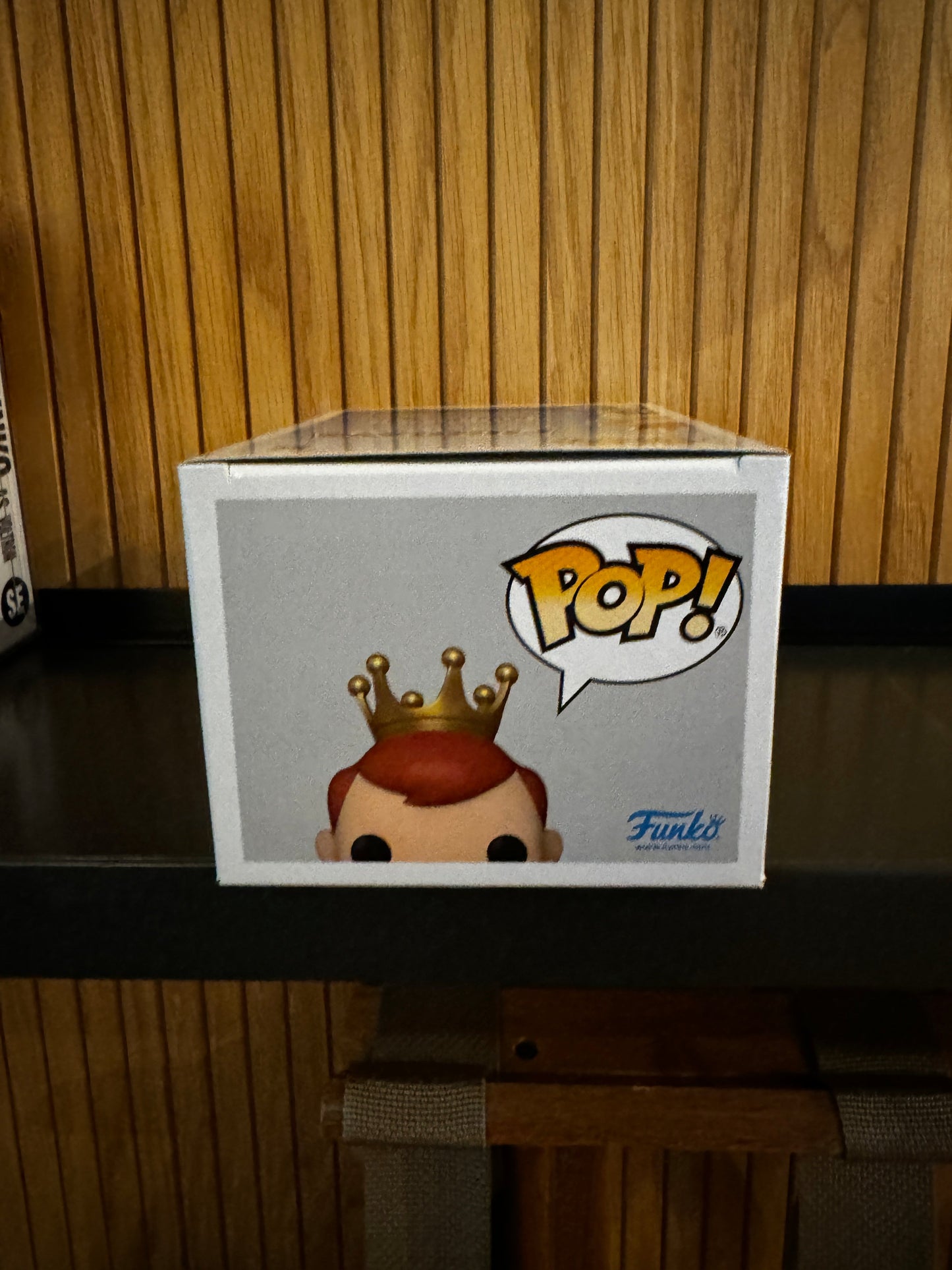 Funko Fundays Experience 2025: Pop! Originals MARVEL Freddy Funko as Iron Man (Diamond Glitter) LE150